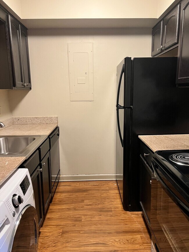 Foto del edificio - 503 E 6th St