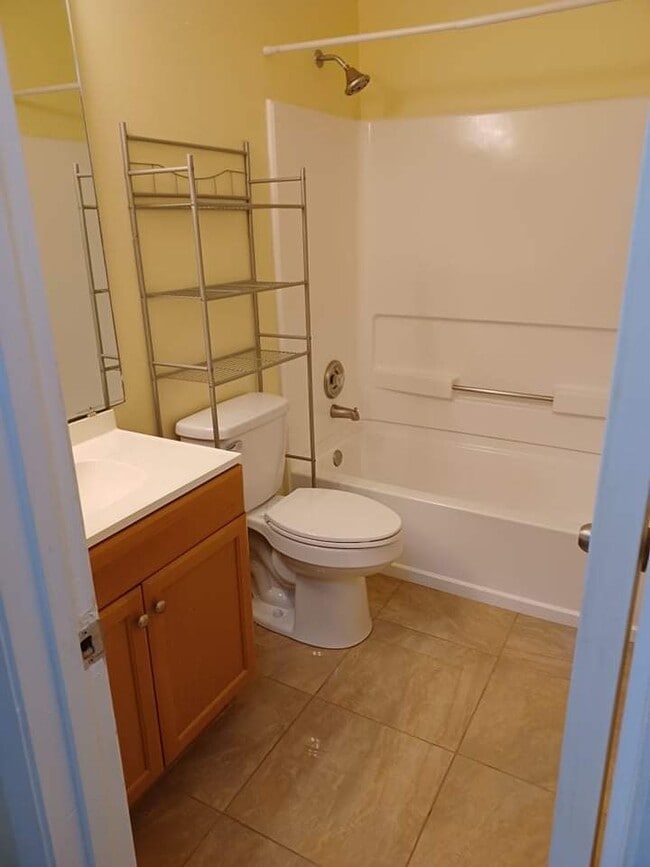 Photo - 129 Reserve Cir Apartment