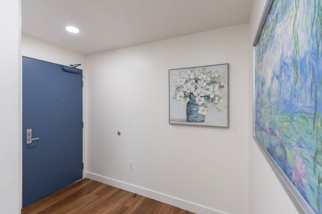 Foto del edificio - Beautiful 1 Bdrm, 1.5 Bath available for R...