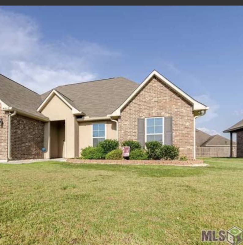 15612 Magicstone Dr, Prairieville, LA 70769 House Rental in