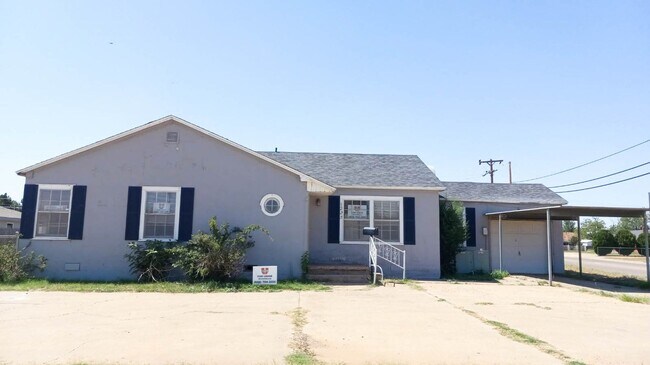 Foto del edificio - $0 First Month's Rent / $0 Deposit at Move-in