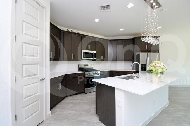 Foto del edificio - 4085 S Quinn Ave