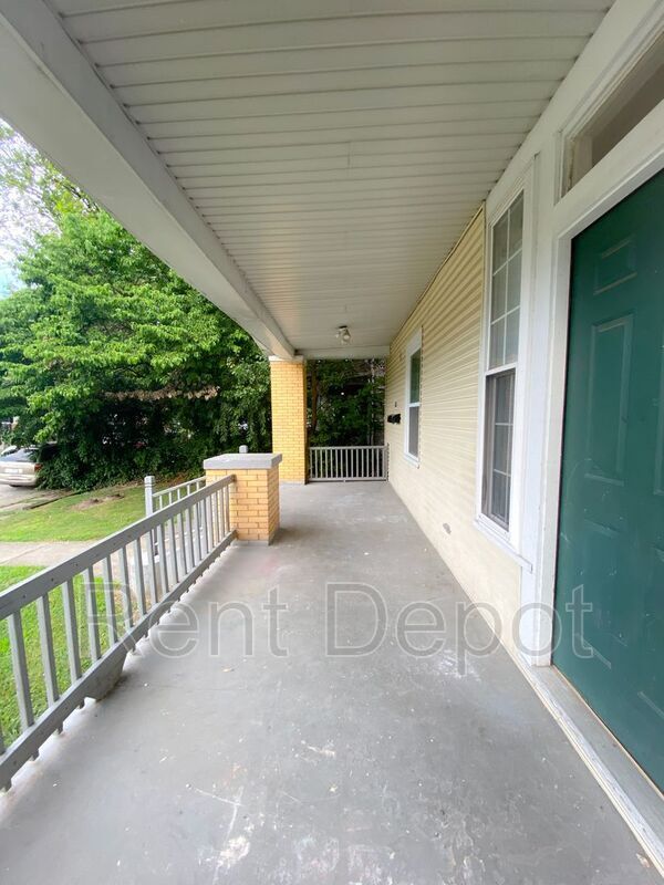 601 E Chandler Ave Unit 601 E Chandler Ave A, Evansville, IN 47713