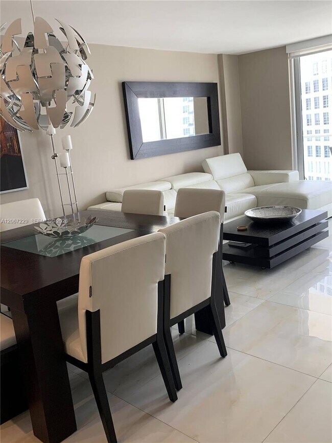 Building Photo - 5701 Collins Ave