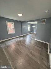 Building Photo - 4623 Jay St NE