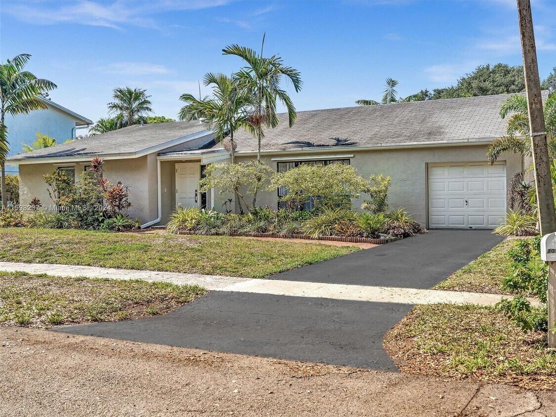 10188 SW 53rd Ct, Cooper City, FL 33328 House Rental in Cooper City