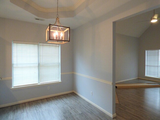 Foto del edificio - 9014 Brookline Ln