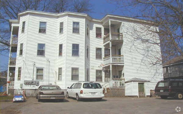 Primary Photo - 99-105 Walker St