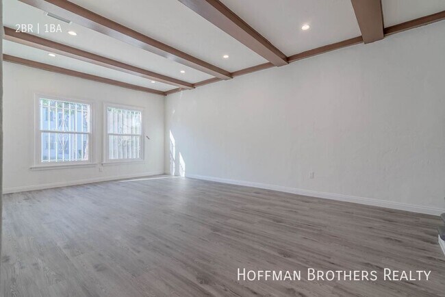 Foto del edificio - 404 N Ogden Dr