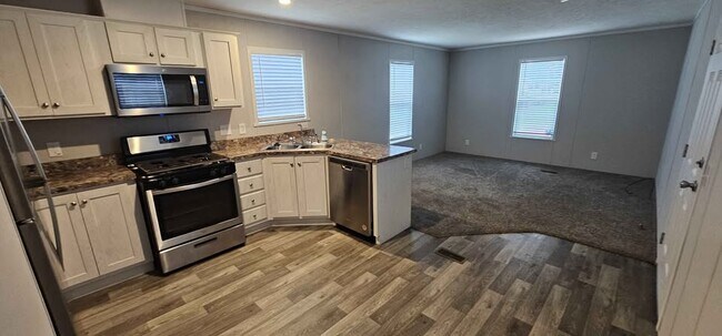 Foto del edificio - 58 Tulip Ln