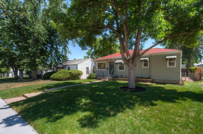 Photo - 3820 S Cherokee St House