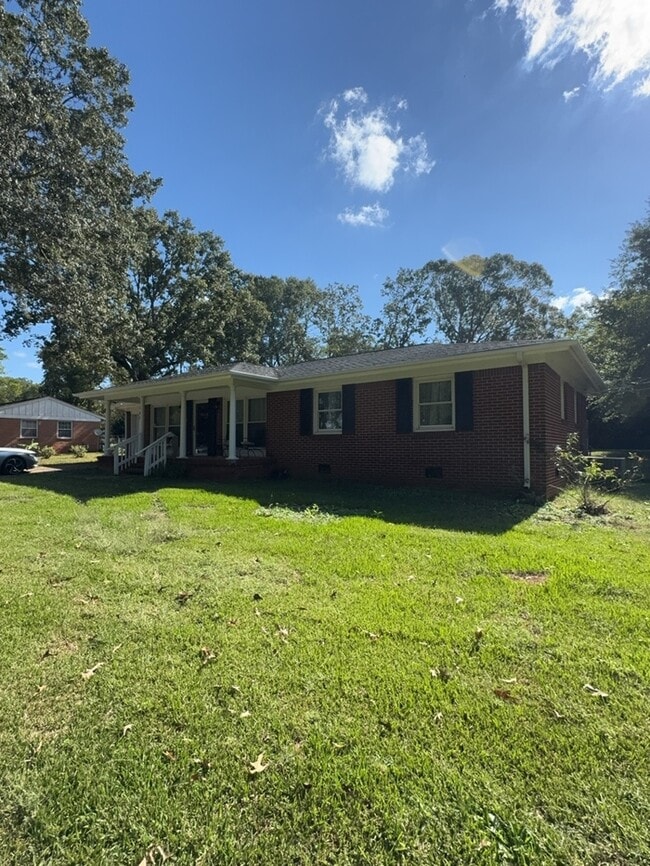 Building Photo - 109 C-5-64