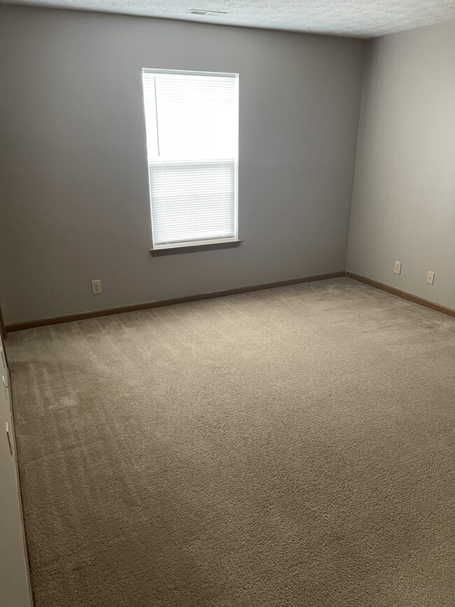 Building Photo - 3352 Edison Dr