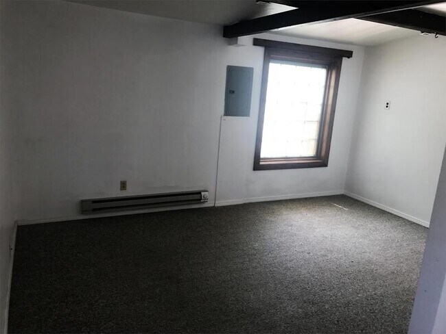 Foto del edificio - 3262 Mid Way Rd