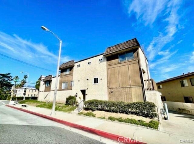 Foto del edificio - 210 N Atlantic Blvd