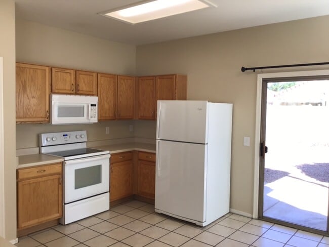 Building Photo - 5706 E Forge Cir