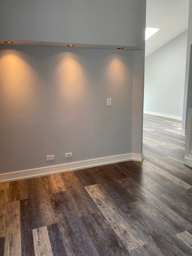 Building Photo - 1568 Aberdeen Ct