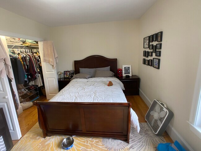 Foto del edificio - 24 Willard Ave