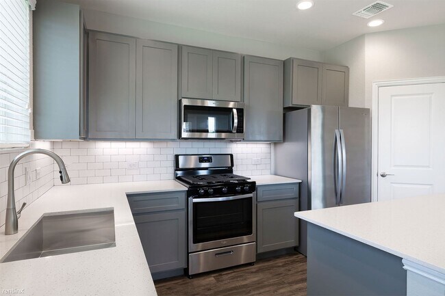 Building Photo - 3 br, 2 bath House - 1111 Beechtree Ln