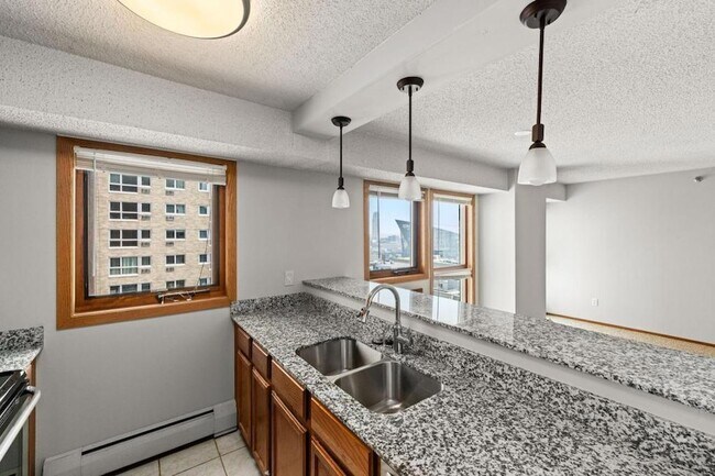 Foto del edificio - 433 S 7th St