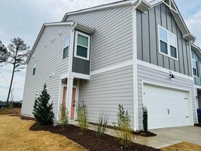 Building Photo - 280 Brook Farm Ln