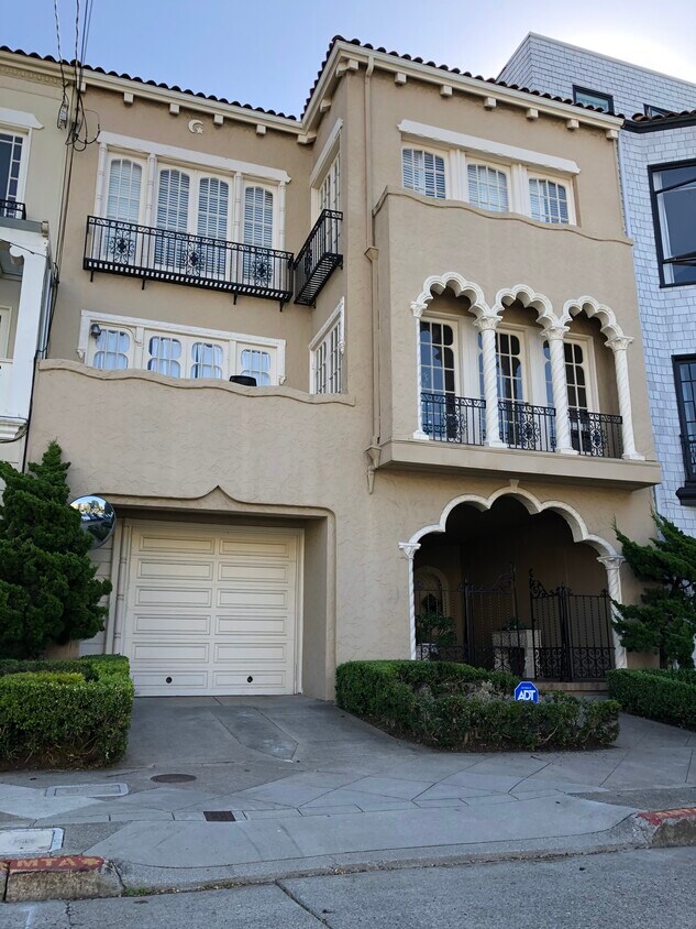 Exterior - 62 Parker Ave