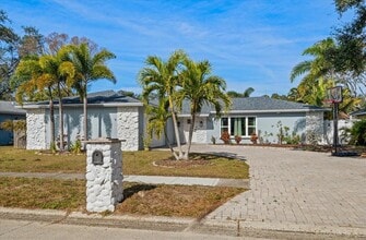 Building Photo - 12057 96th Pl