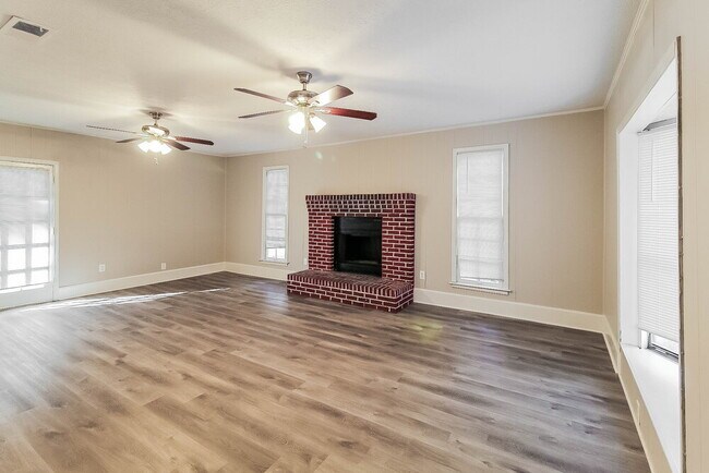 Foto del edificio - 3611 Tufts Ct