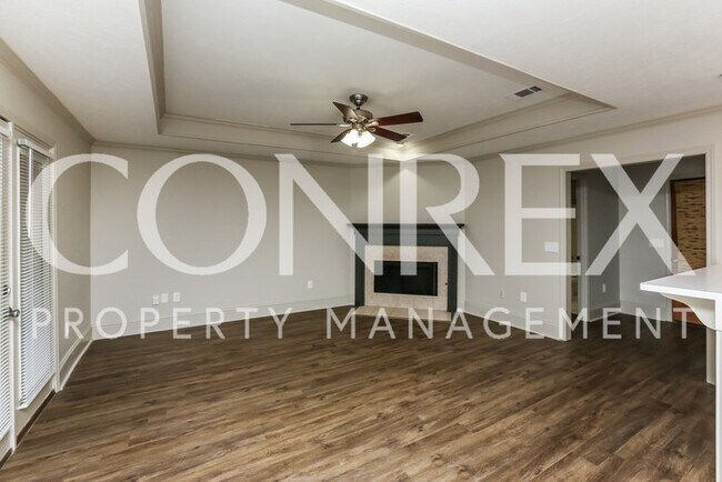 Building Photo - Lovely 3 Bedroom in Brandon!