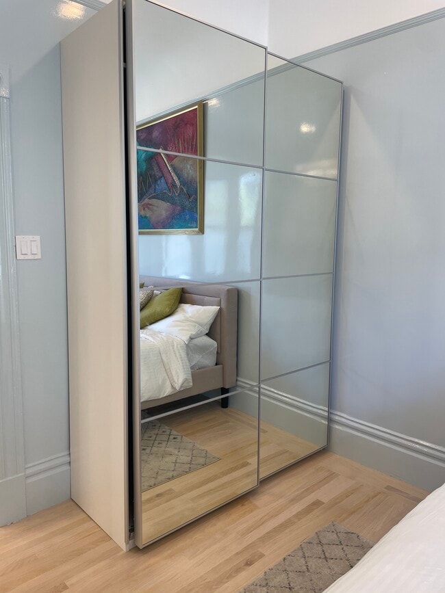 Bedroom1 closet with long mirror - 2610 Folsom St
