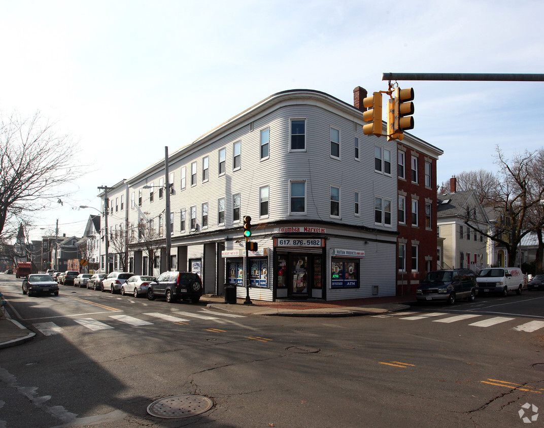 Building Photo - 139-151 Columbia St