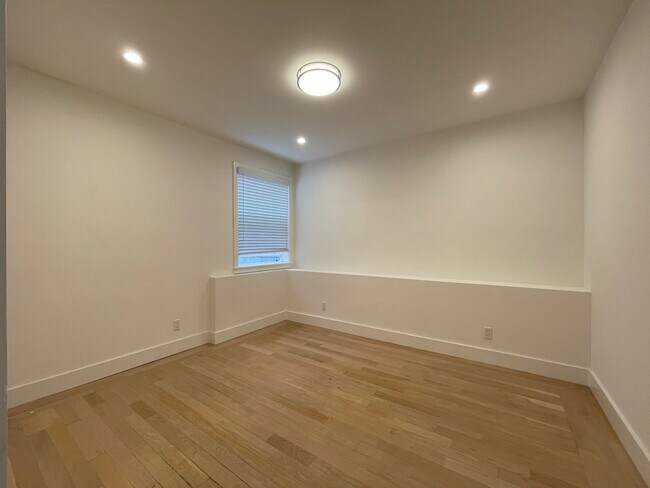 Foto del edificio - 427 Huron Ave