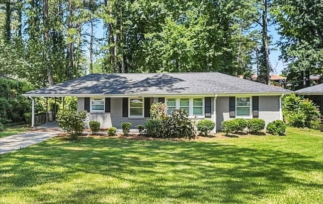 Building Photo - 1092 Longshore Dr