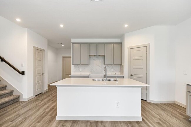 Foto del edificio - 7918 Brumly Ln