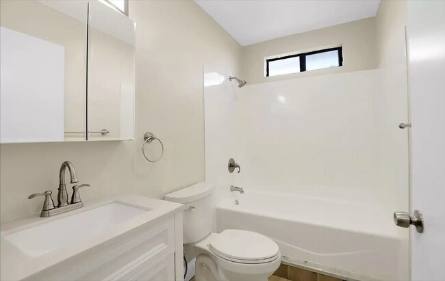 Foto del edificio - 1480 73rd Ave