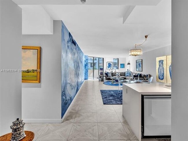 Foto del edificio - 101 Crandon Blvd