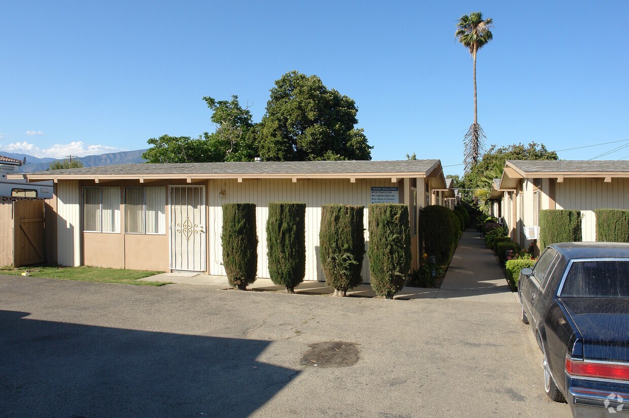 Foto del edificio - 623 S Acacia St