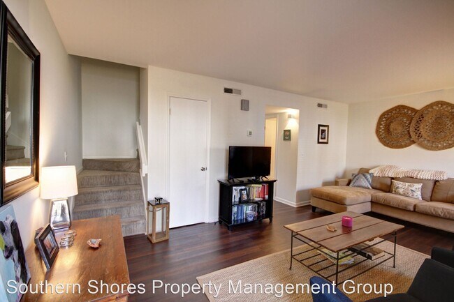Building Photo - 3 br, 1.5 bath House - 1731 Deer Path Dr.