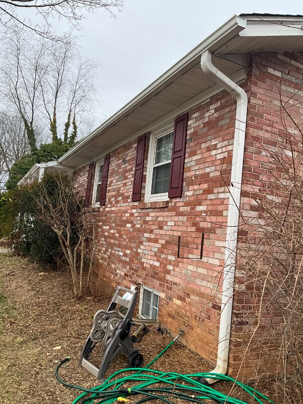 Foto del edificio - 5078 Broad Run Church Rd