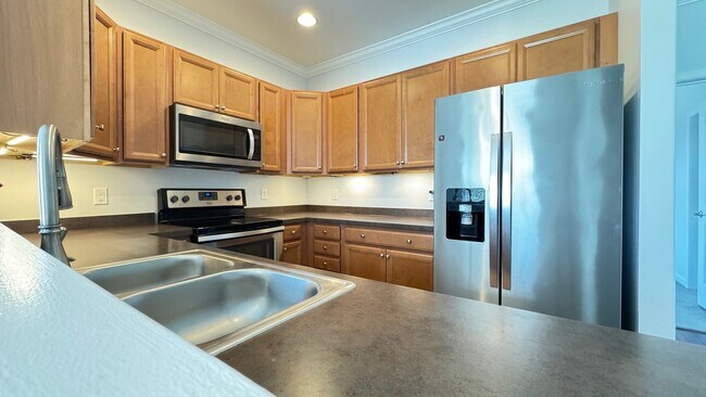 Foto del edificio - 2nd floor condo in Hearthstone Manor