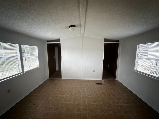 Building Photo - South Bossier 2 Bedroom 2 Bathroom