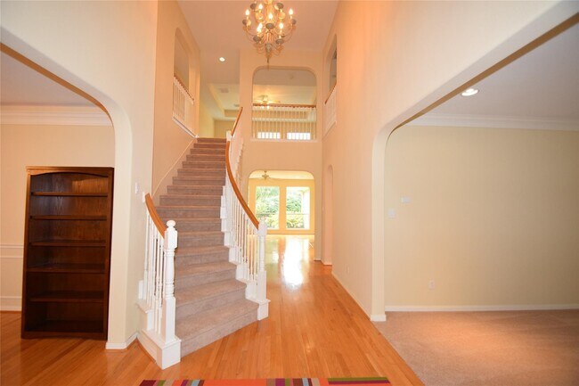 Foto del edificio - 5011 Quiet Falls Ct