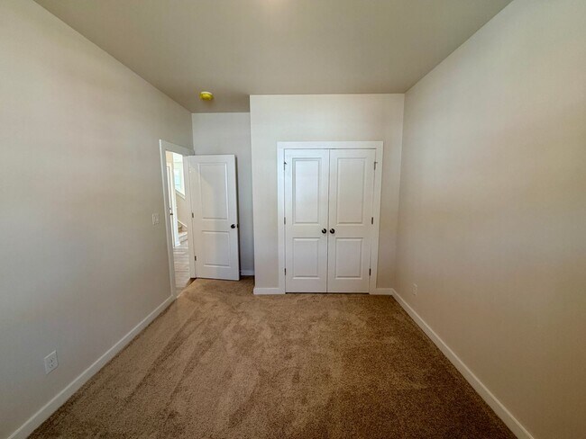 Foto del edificio - Brand New 4BR/3BA Home in Blue Sky Meadows