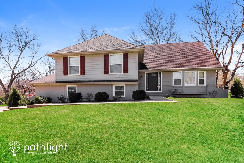 16402 Riggs Rd, Stilwell, KS, 66085 House Rental in Stilwell, KS