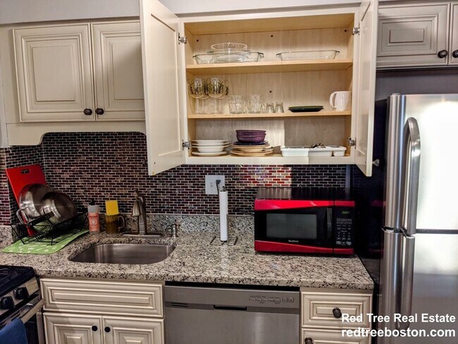 Foto del edificio - 27 Bowdoin St