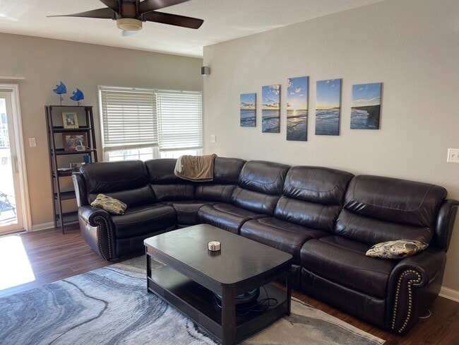 Building Photo - LYNNHAVEN SHORES