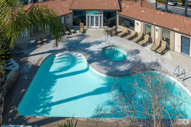 Foto del edificio - Lido At Shandin Hills
