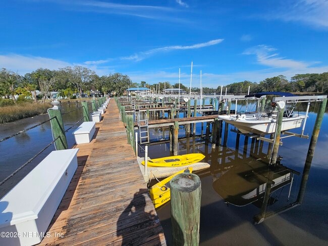 Building Photo - 1307 River Hills Cir E