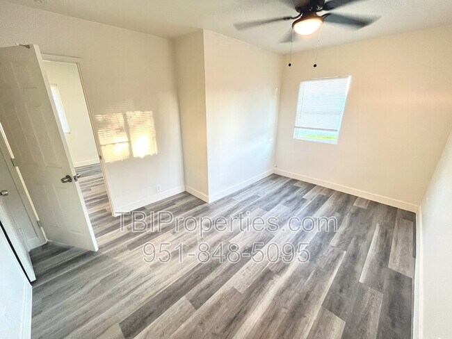 Foto del edificio - 1610 N H St