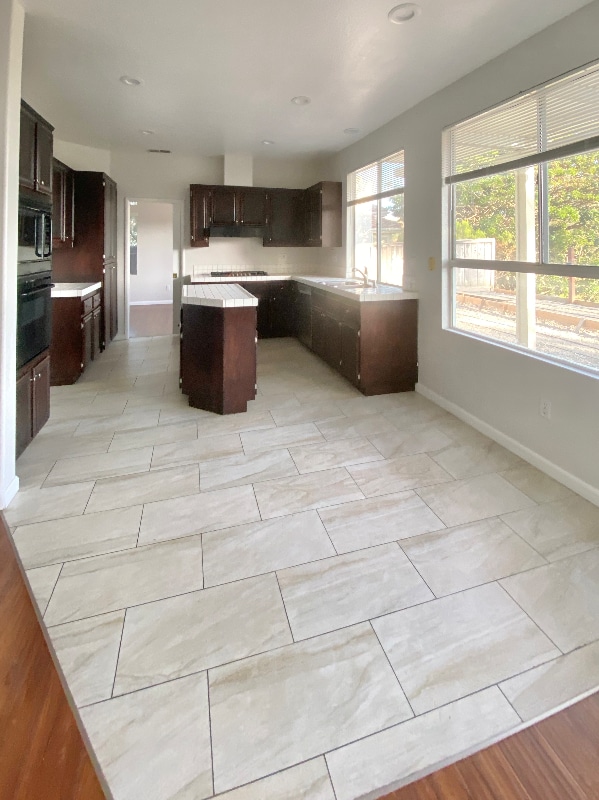 Building Photo - 12160 Dormouse Rd